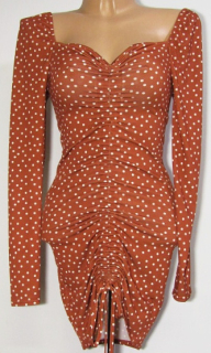 minišaty velikost 34, PRETTYLITTLETHING